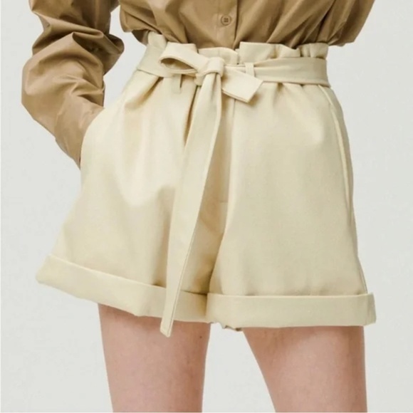 Storets Rachel Paperbag Pleather Vegan Leather Shorts in Cream - Picture 6 of 11